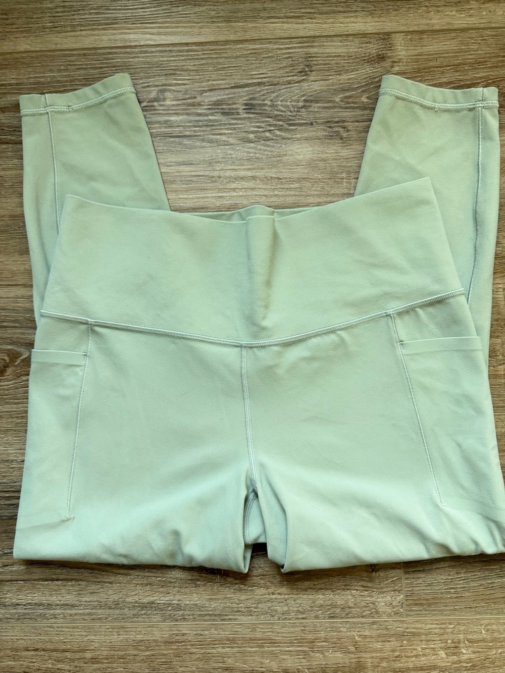 NWOT Athleta High-Waist Mint Green Leggings